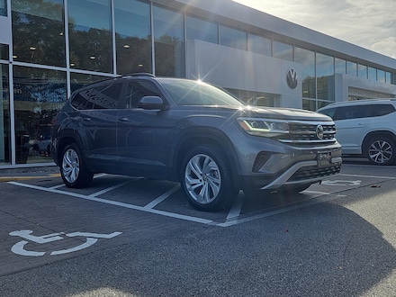 2022 Volkswagen Atlas 2.0T SE w/Technology SUV