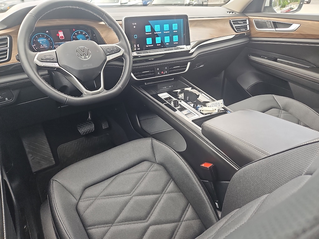 Used 2026 Volkswagen Atlas 2.0T SE w/Technology SUV