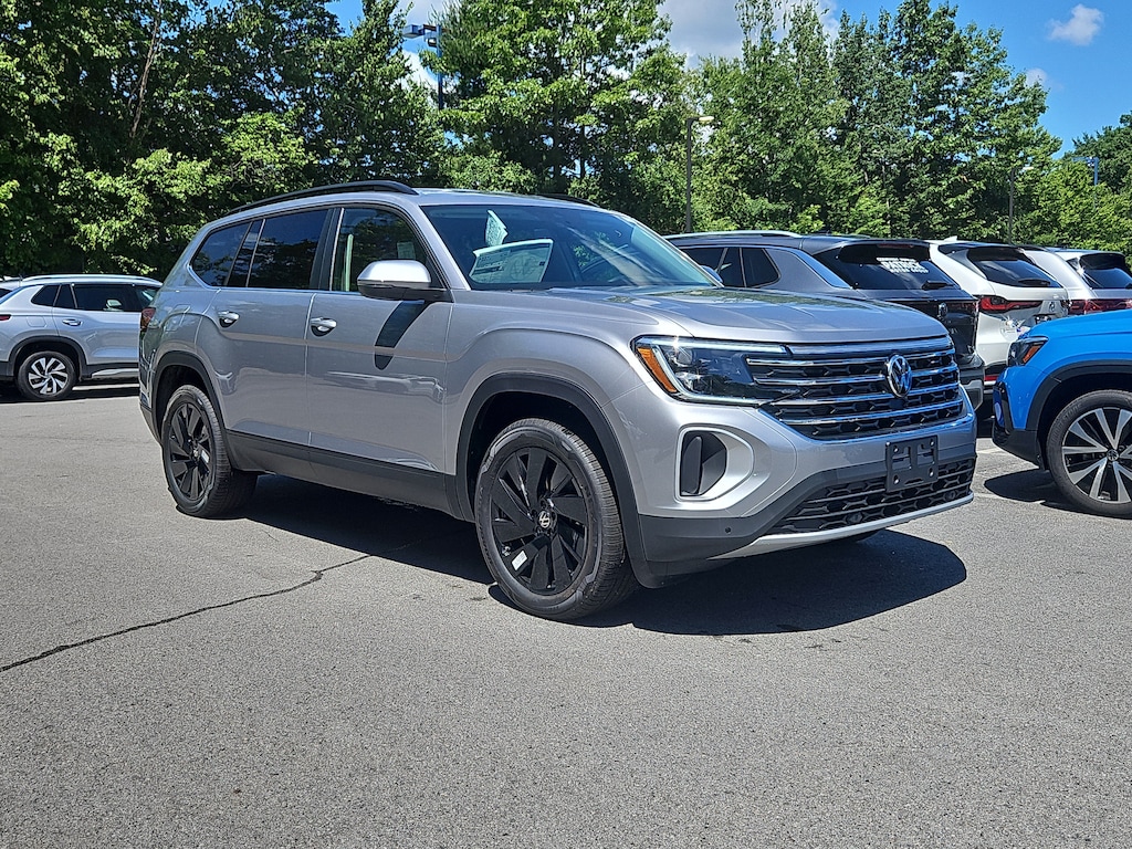 New 2026 Volkswagen Atlas 2.0T SE w/Technology SUV