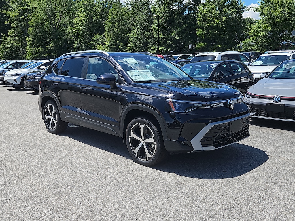 New 2026 Volkswagen Taos 1.5T SEL SUV
