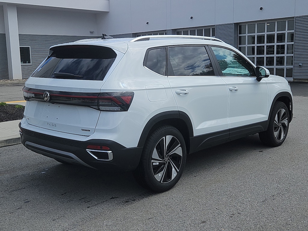 New 2026 Volkswagen Taos 1.5T SE SUV