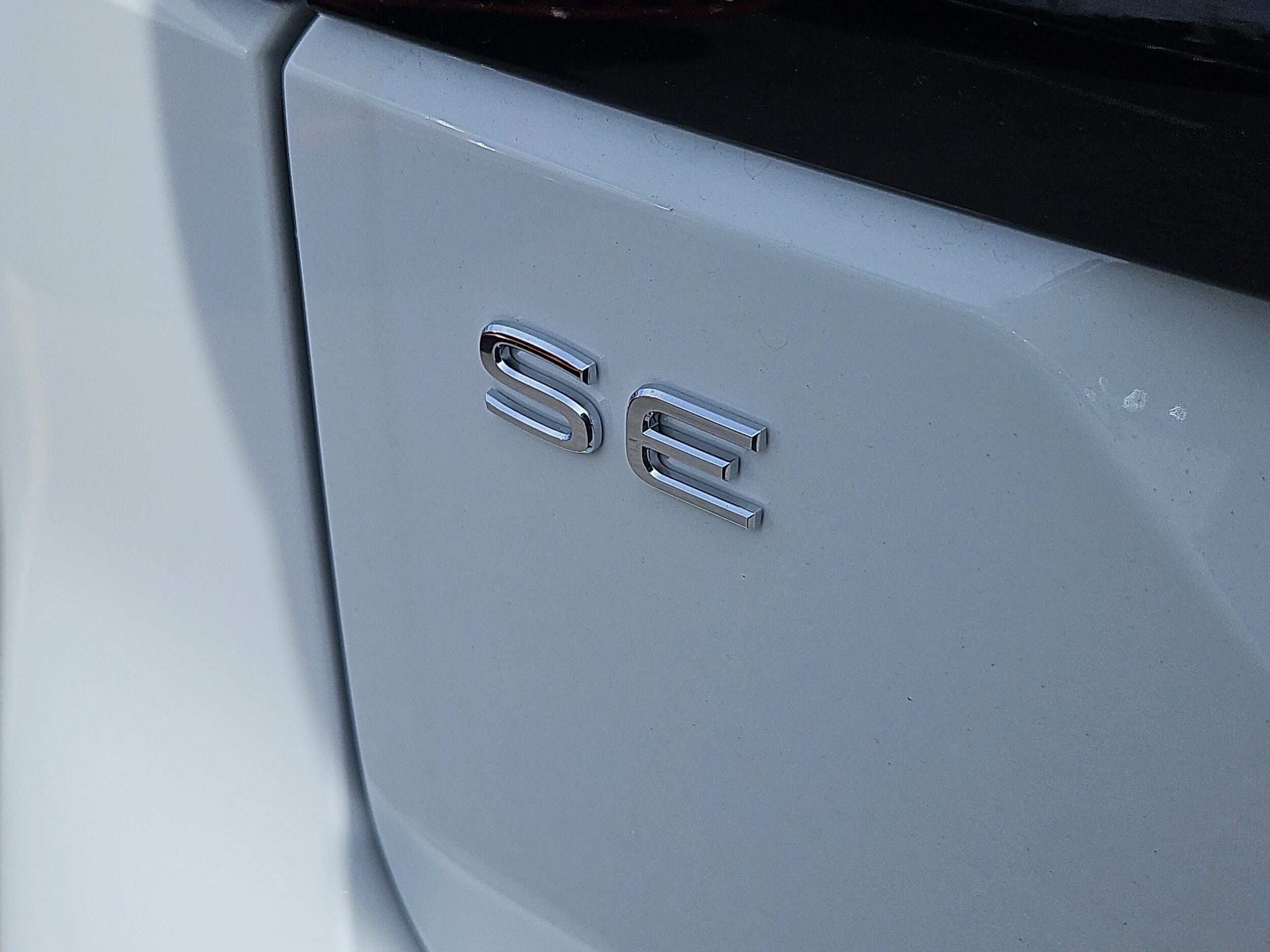 2025 Volkswagen Atlas Peak Edition SE photo 3