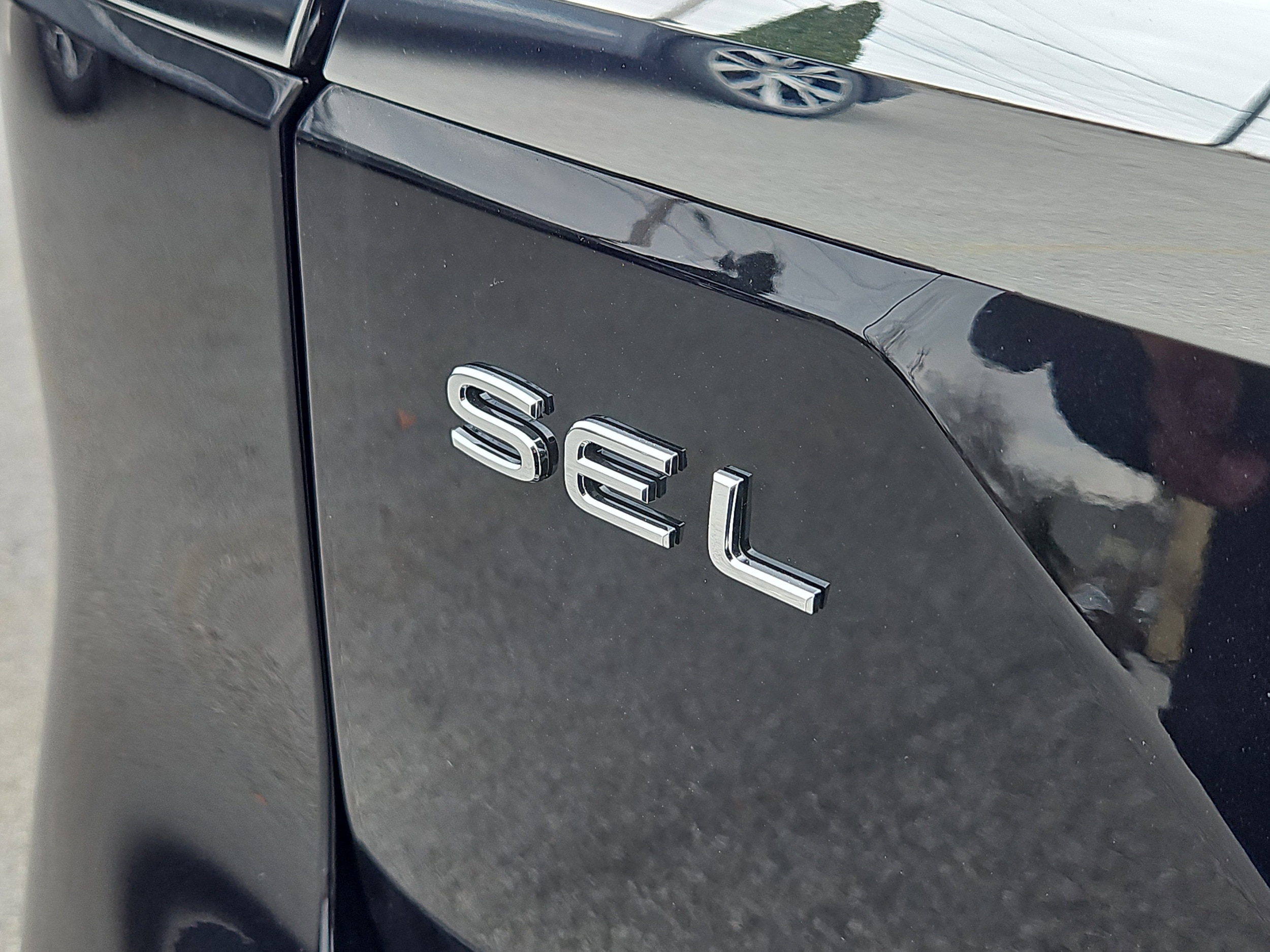 2026 Volkswagen Atlas SEL Premium R-Line - Photo 4