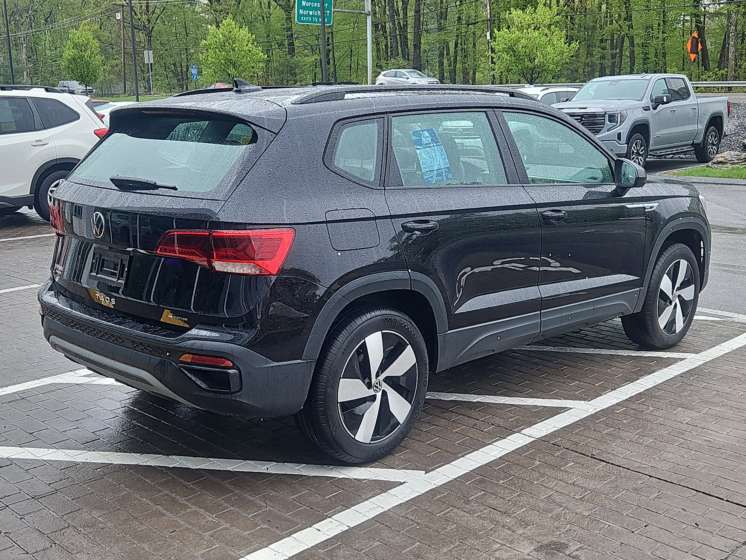 Used 2024 Volkswagen Taos S with VIN 3VV8X7B23RM116648 for sale in Auburn, MA
