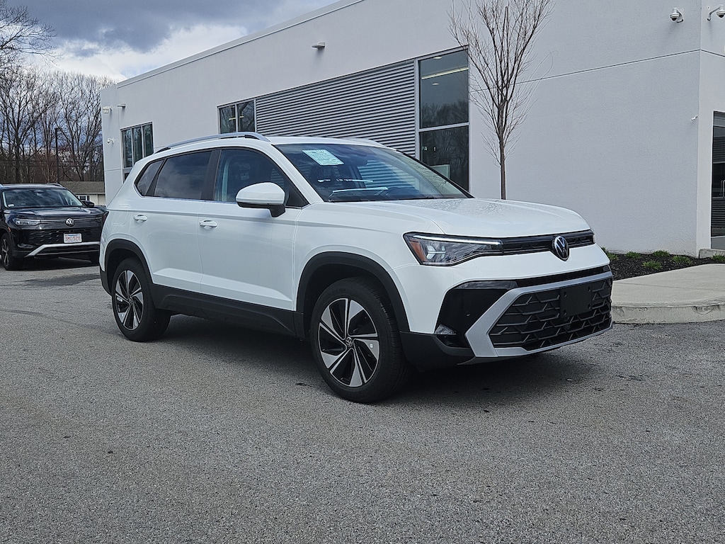 New 2026 Volkswagen Taos 1.5T SE SUV