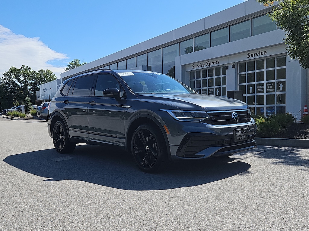Certified 2024 Volkswagen Tiguan SE R-Line Black SUV