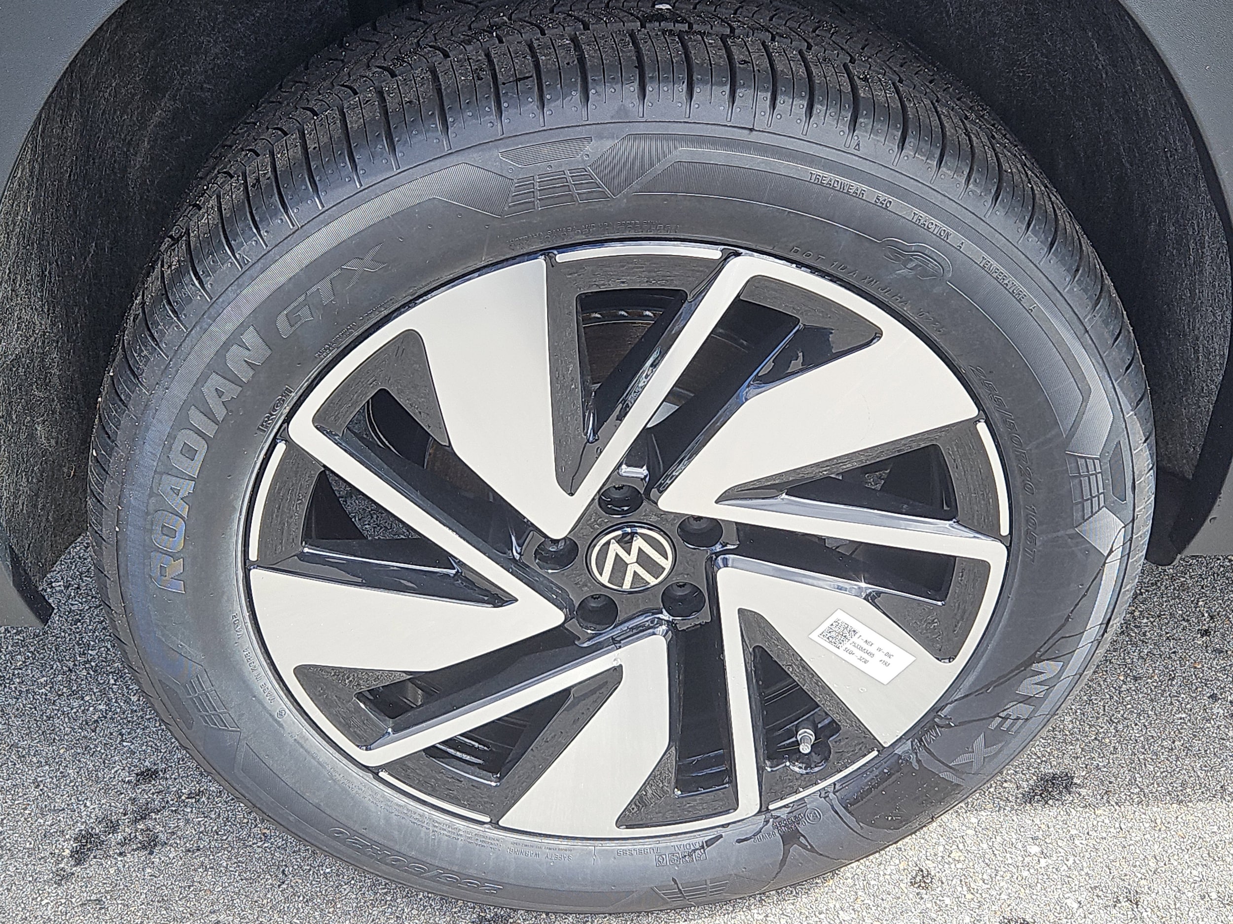2026 Volkswagen Atlas SEL - Photo 3