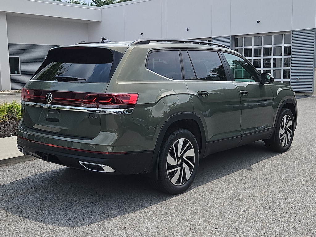 New 2026 Volkswagen Atlas SE w/Technology SUV