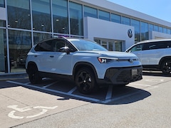 2025 Volkswagen Taos 1.5T SE Black SUV