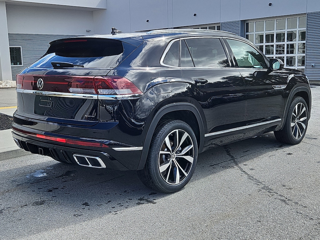 New 2026 Volkswagen Atlas Cross Sport 2.0T SEL Premium R-Line SUV