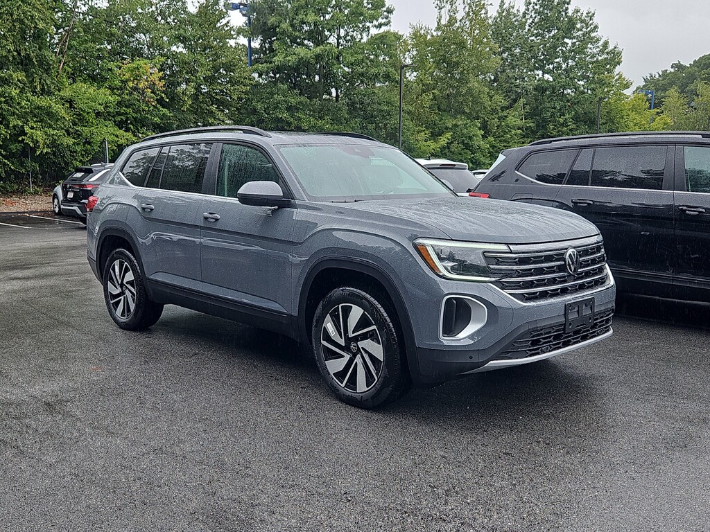 New 2026 Volkswagen Atlas SE w/Technology SUV