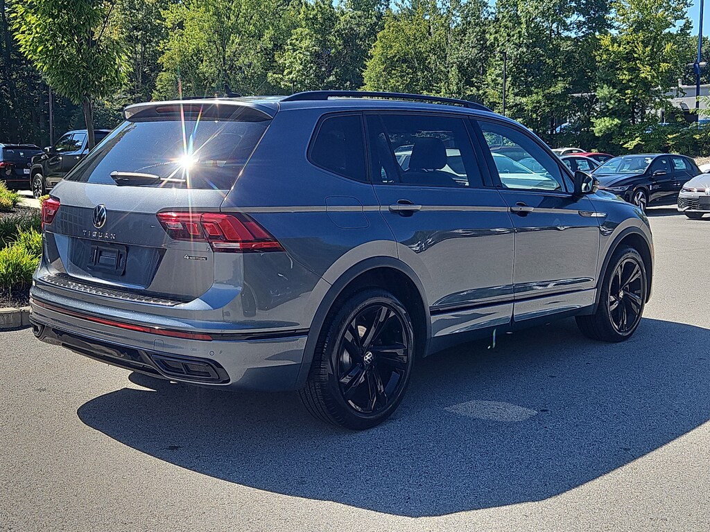 Certified 2024 Volkswagen Tiguan SE R-Line Black SUV