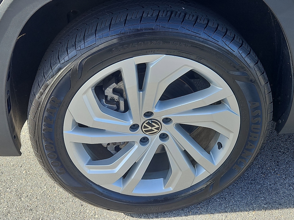 Certified 2022 Volkswagen Atlas 2.0T SE w/Technology SUV