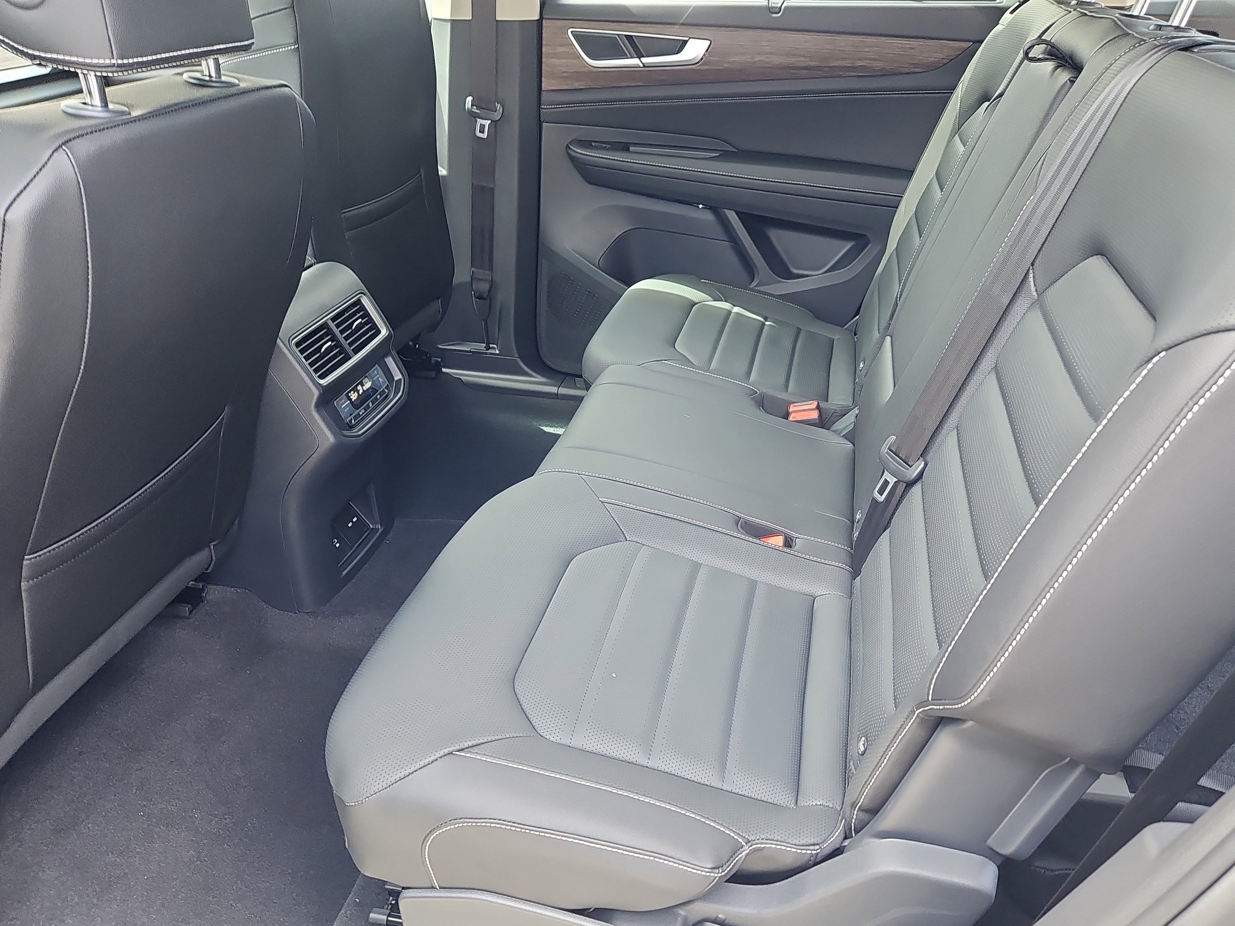 2026 Volkswagen Atlas SEL - Photo 20