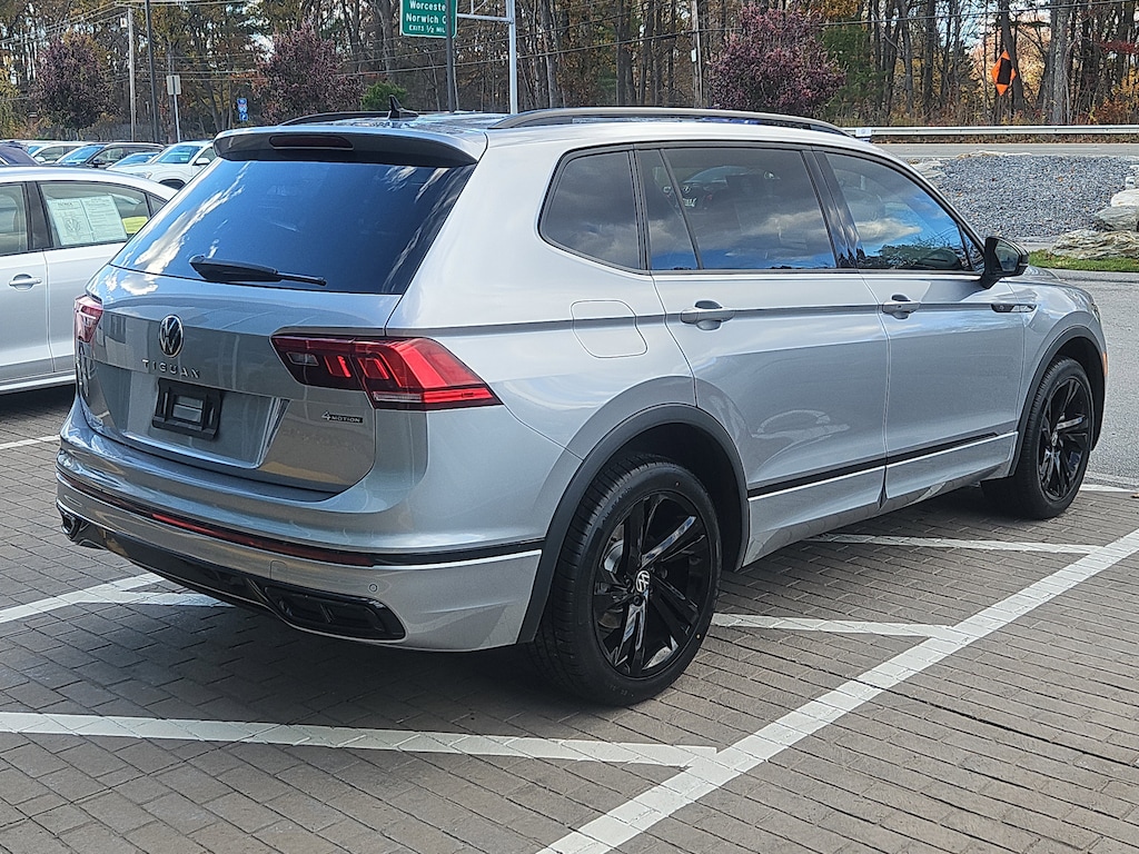 Used 2023 Volkswagen Tiguan 2.0T SE R-Line Black SUV