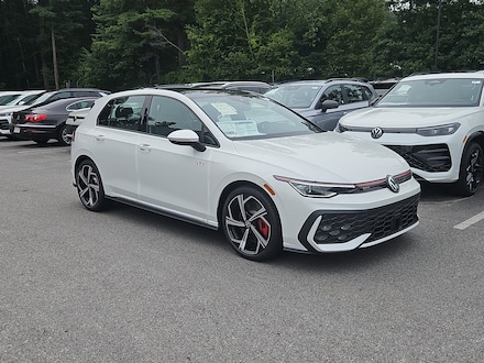 2025 Volkswagen Golf GTI 2.0T SE Hatchback