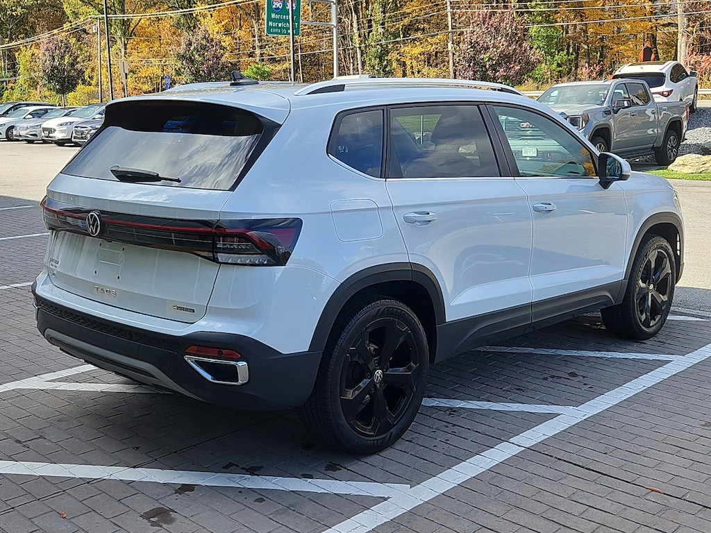 Certified 2025 Volkswagen Taos 1.5T SEL SUV