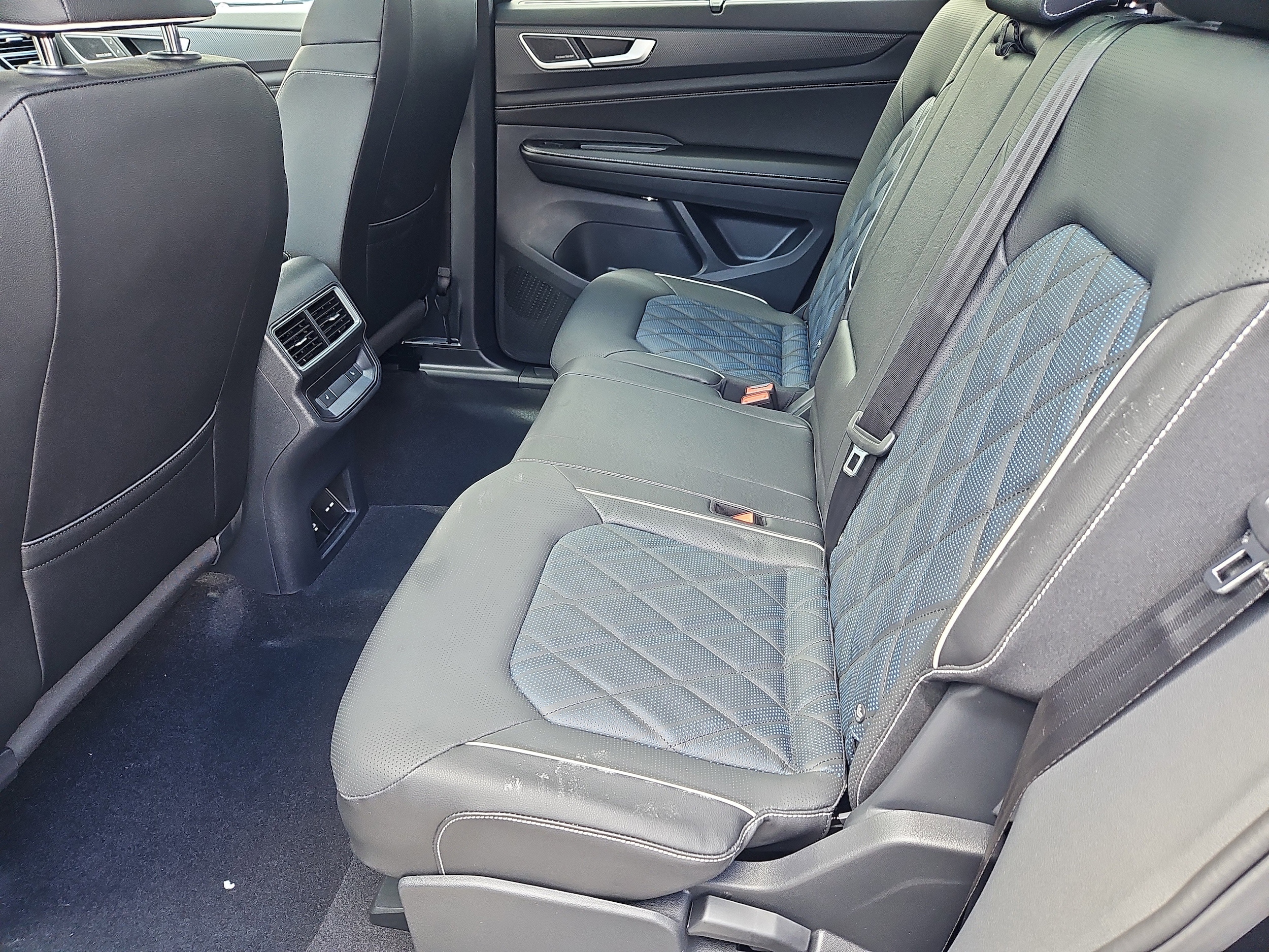2026 Volkswagen Atlas Cross Sport SEL Premium R-LINE - Photo 22