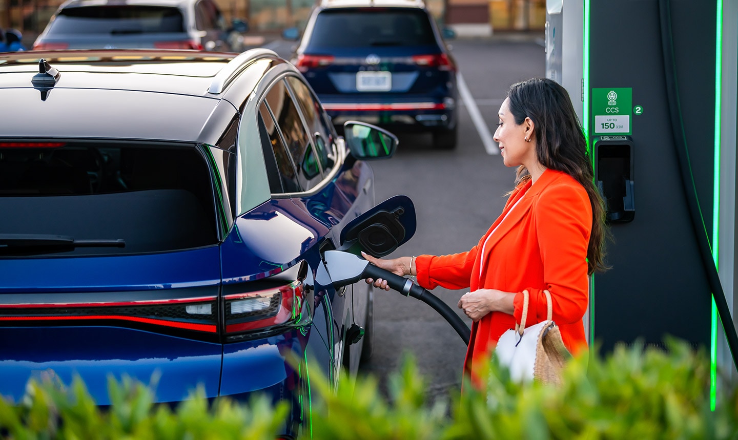 2023-Volkswagen-ID.4-Charging.png