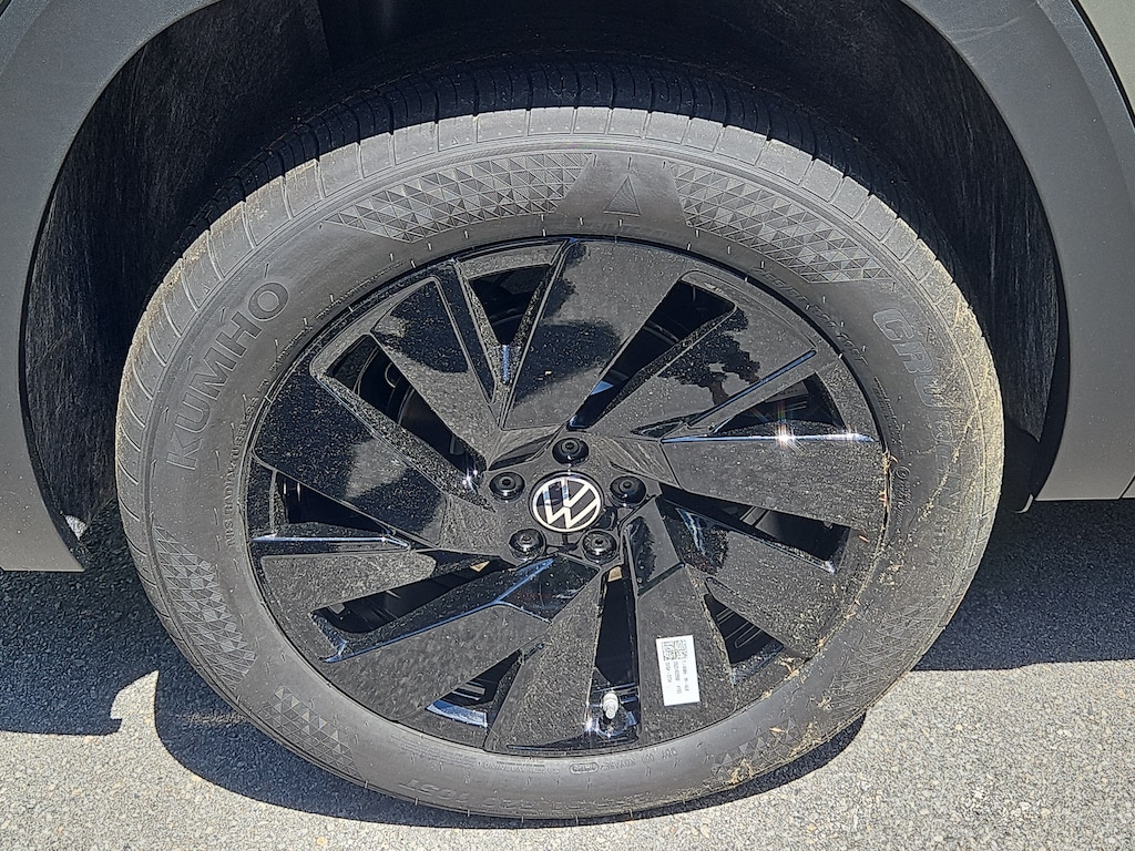 New 2026 Volkswagen Atlas 2.0T SE w/Technology SUV