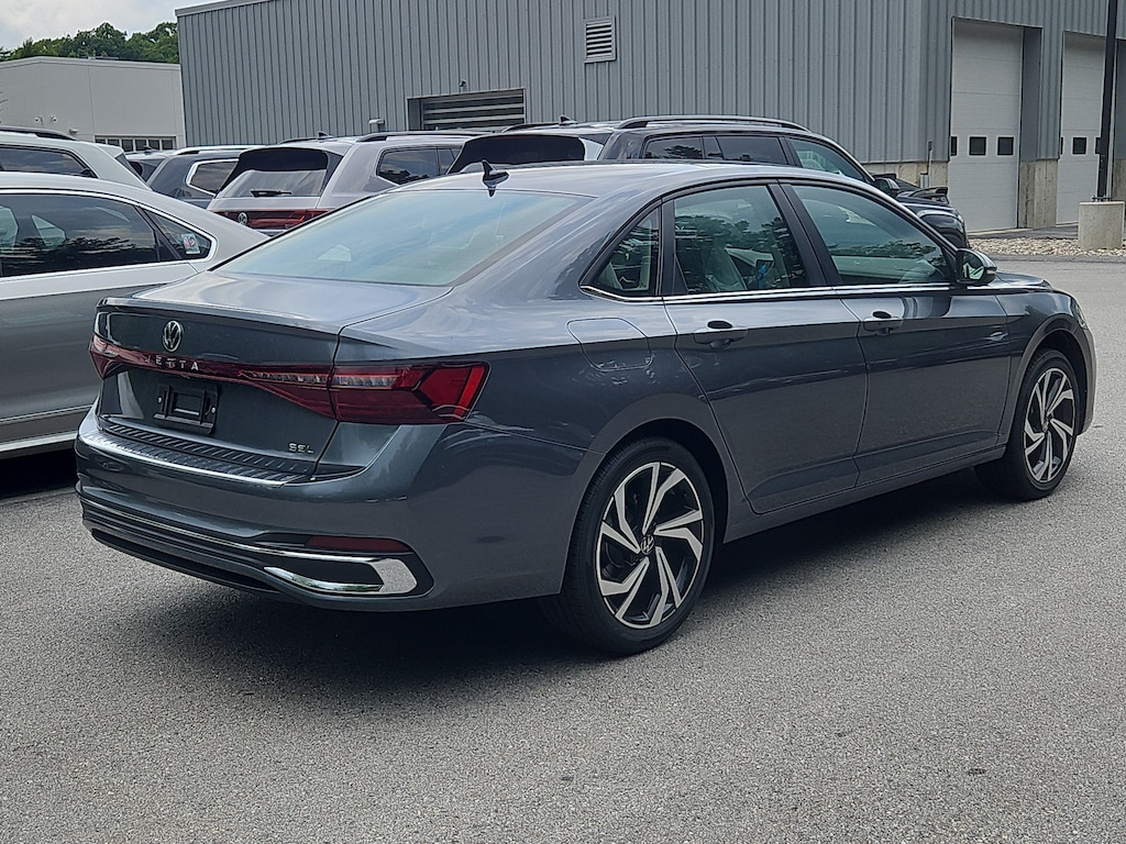 New 2026 Volkswagen Jetta 1.5T SEL Sedan