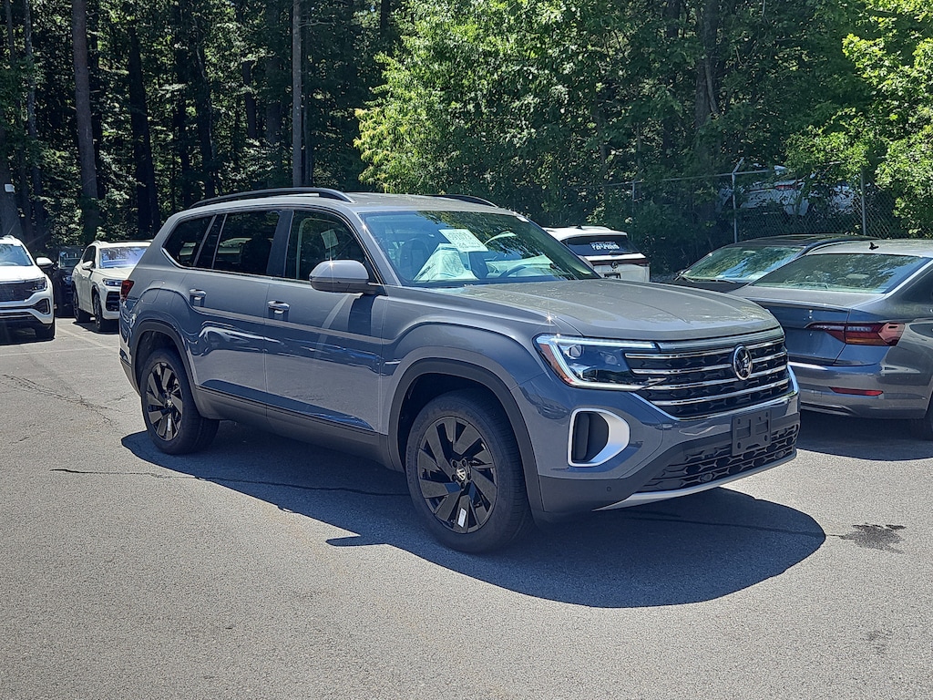 New 2026 Volkswagen Atlas 2.0T SE w/Technology SUV