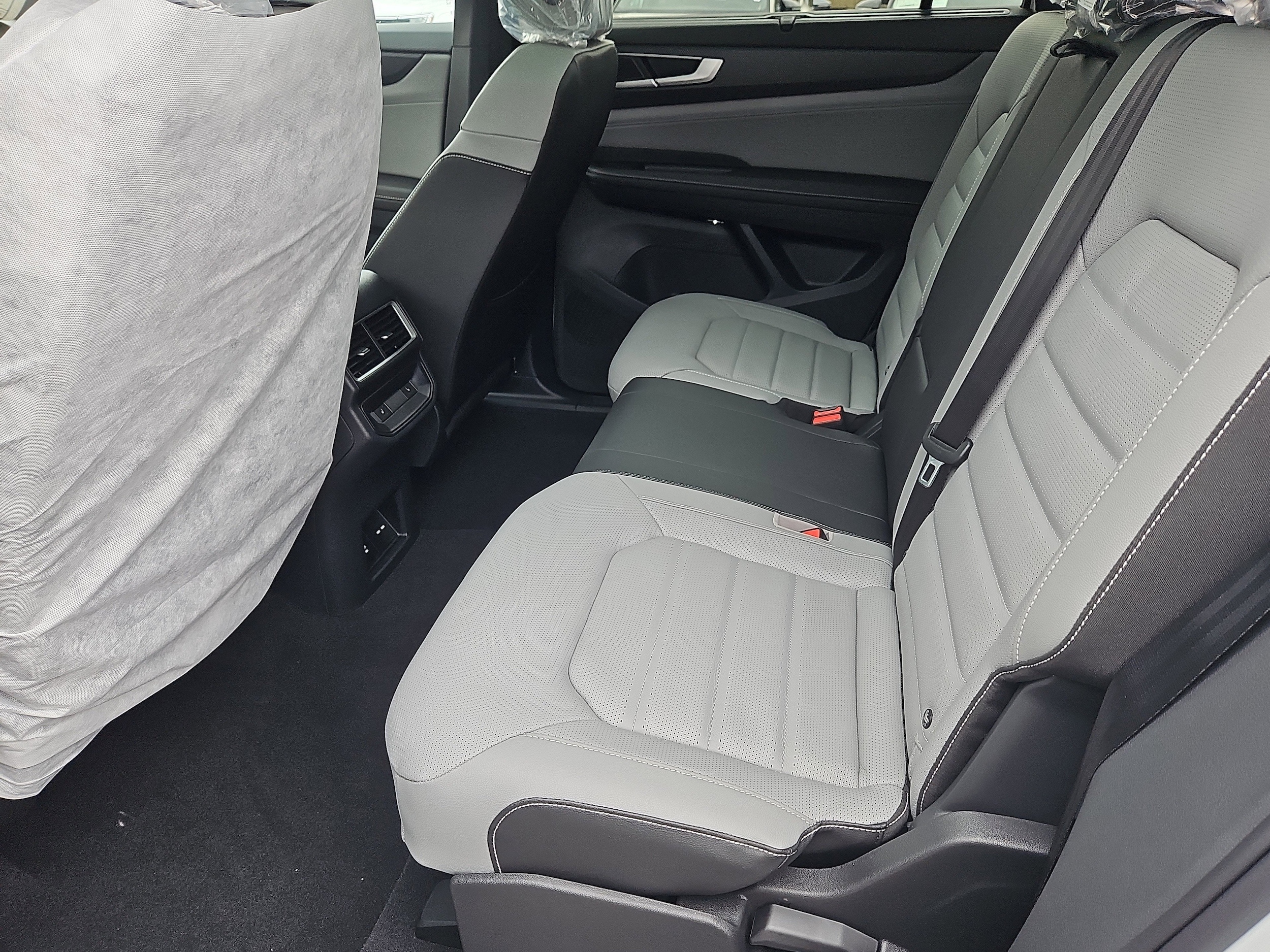 2026 Volkswagen Atlas Cross Sport SEL R-LINE - Photo 20