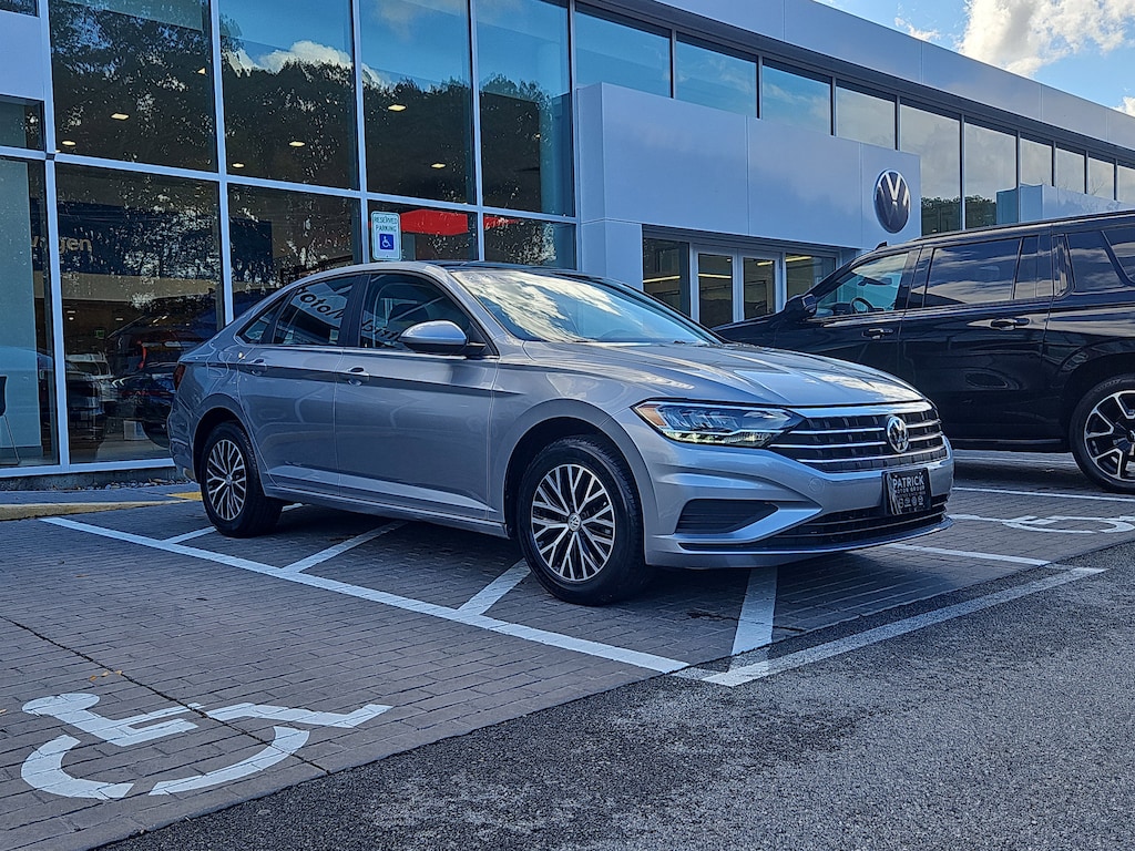 Certified 2021 Volkswagen Jetta 1.4T SE Sedan