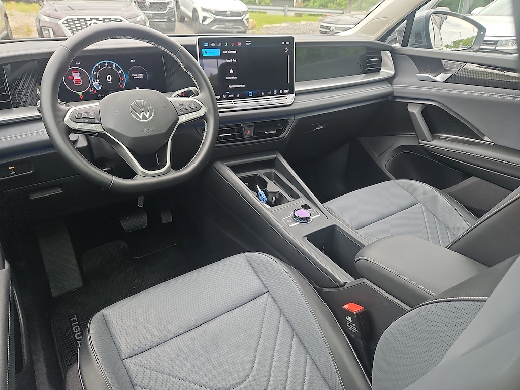 Used 2026 Volkswagen Tiguan SE SUV