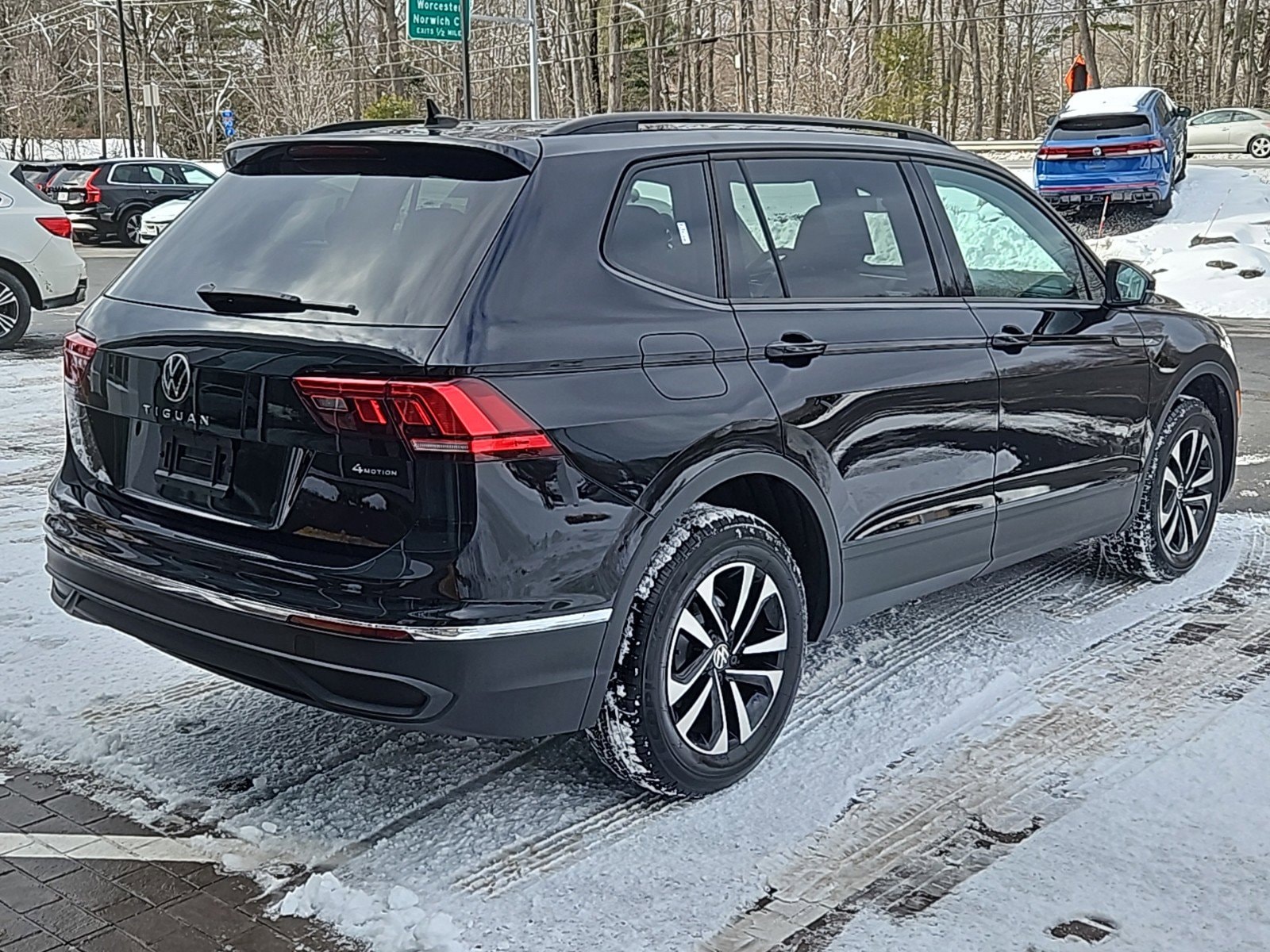 Used 2024 Volkswagen Tiguan S with VIN 3VVFB7AX0RM058520 for sale in Auburn, MA