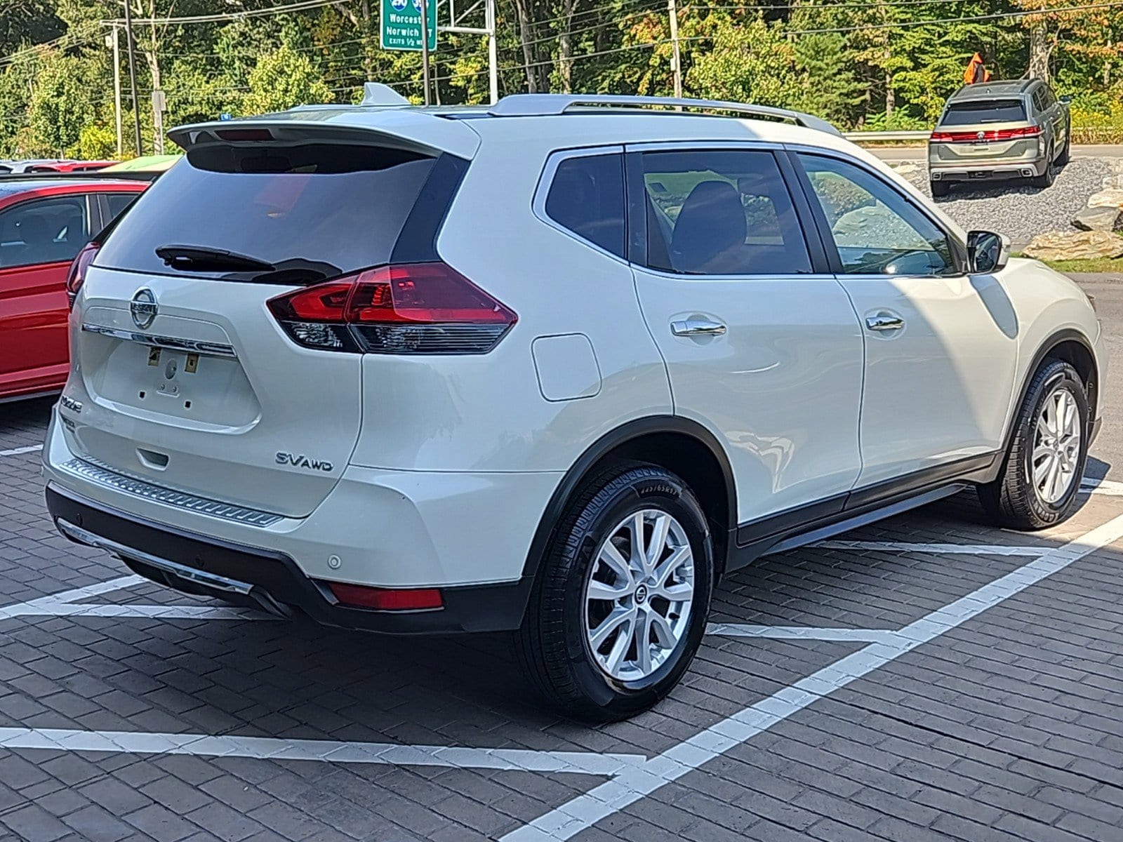 Used 2019 Nissan Rogue SV with VIN KNMAT2MV3KP546458 for sale in Auburn, MA