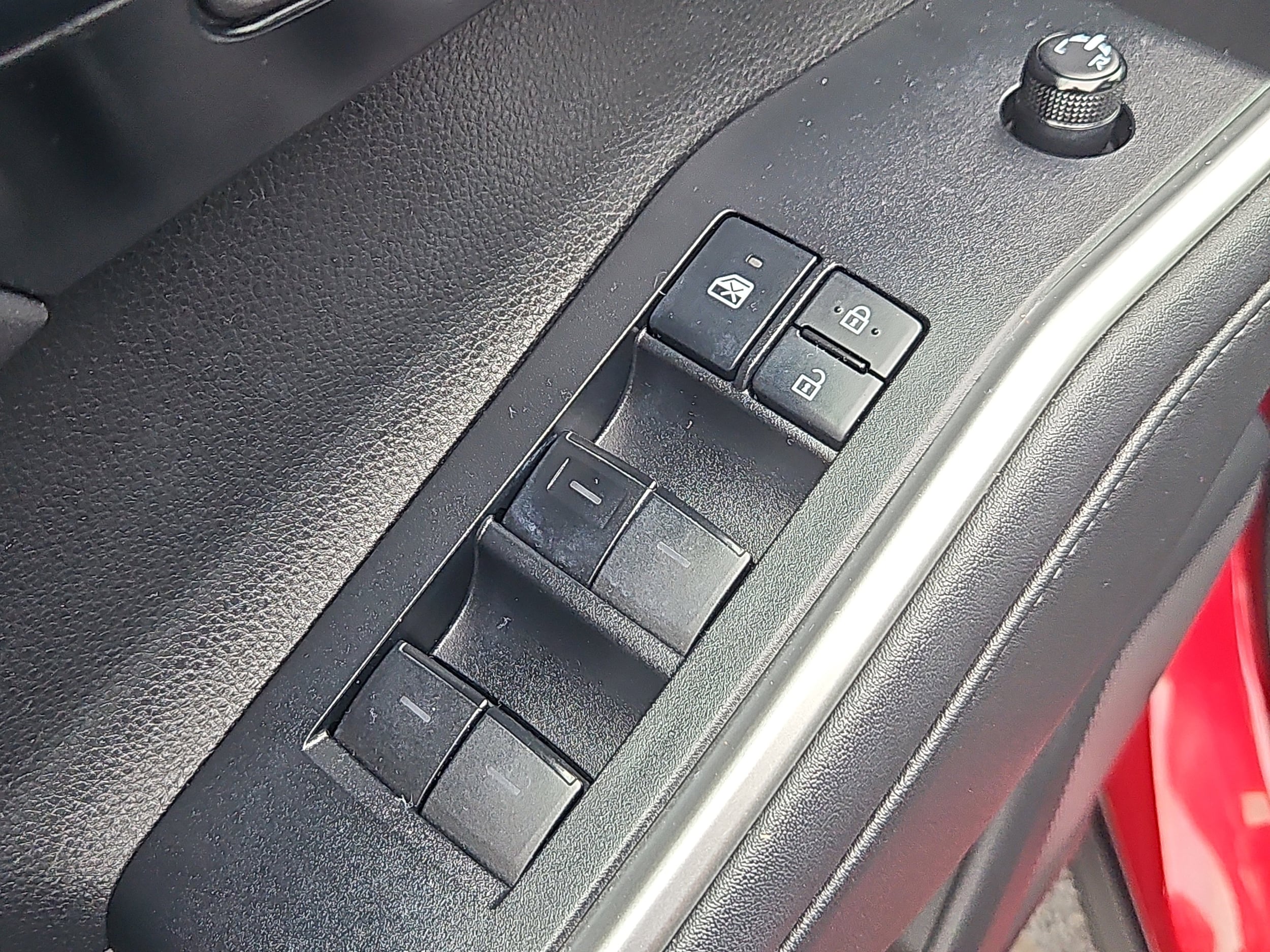 used 2020 Toyota Highlander car, priced at $26,390