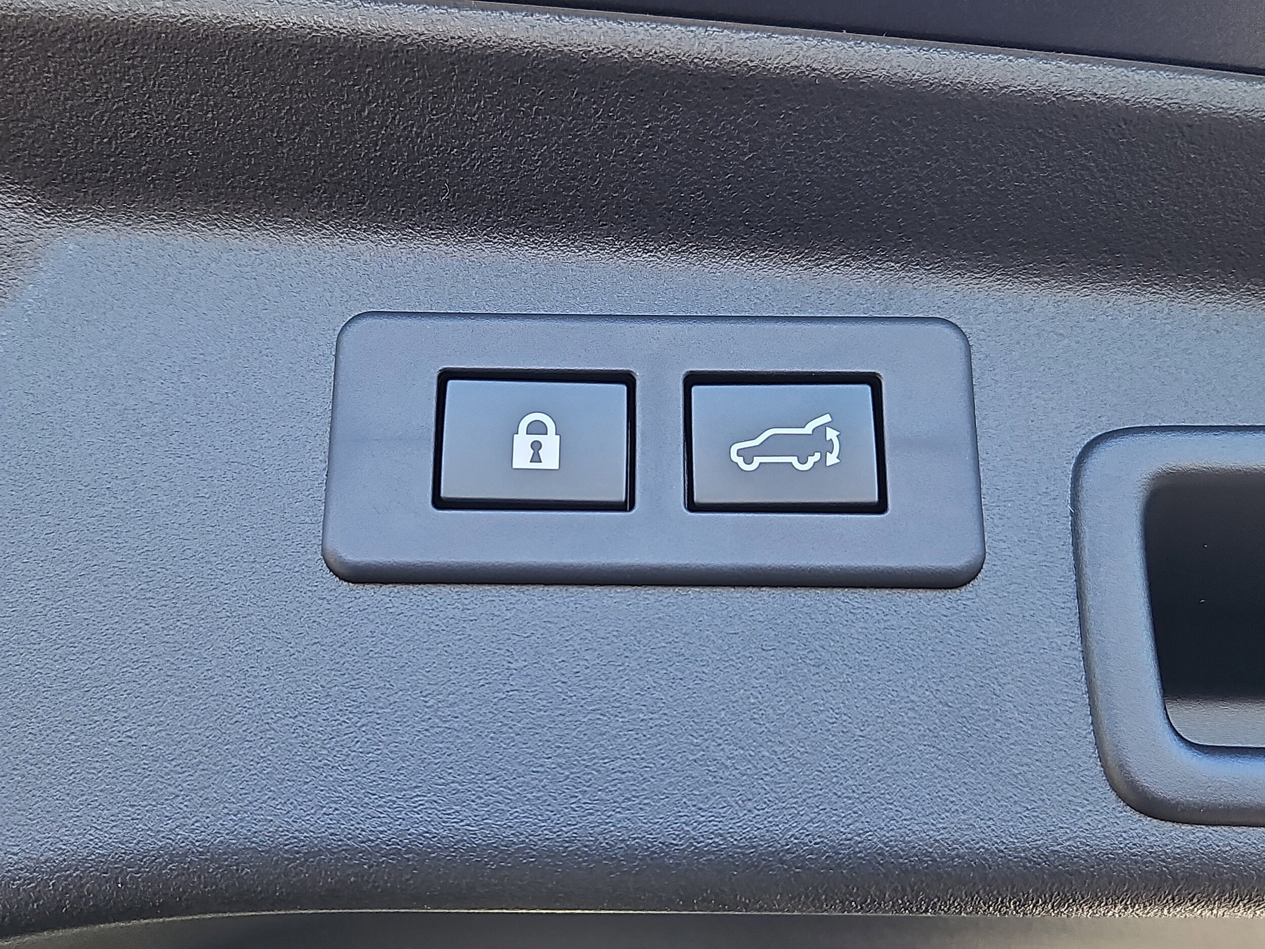 2026 Subaru Outback Premium - Photo 16