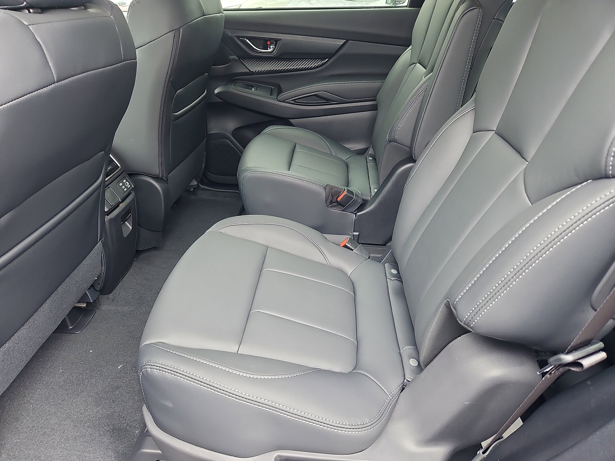 2026 Subaru Ascent Premium - Photo 16