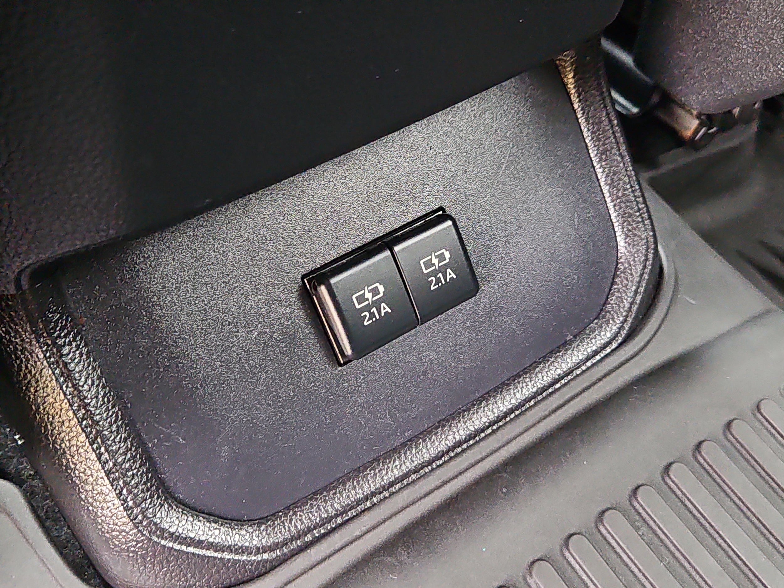 used 2020 Toyota Highlander car, priced at $26,390