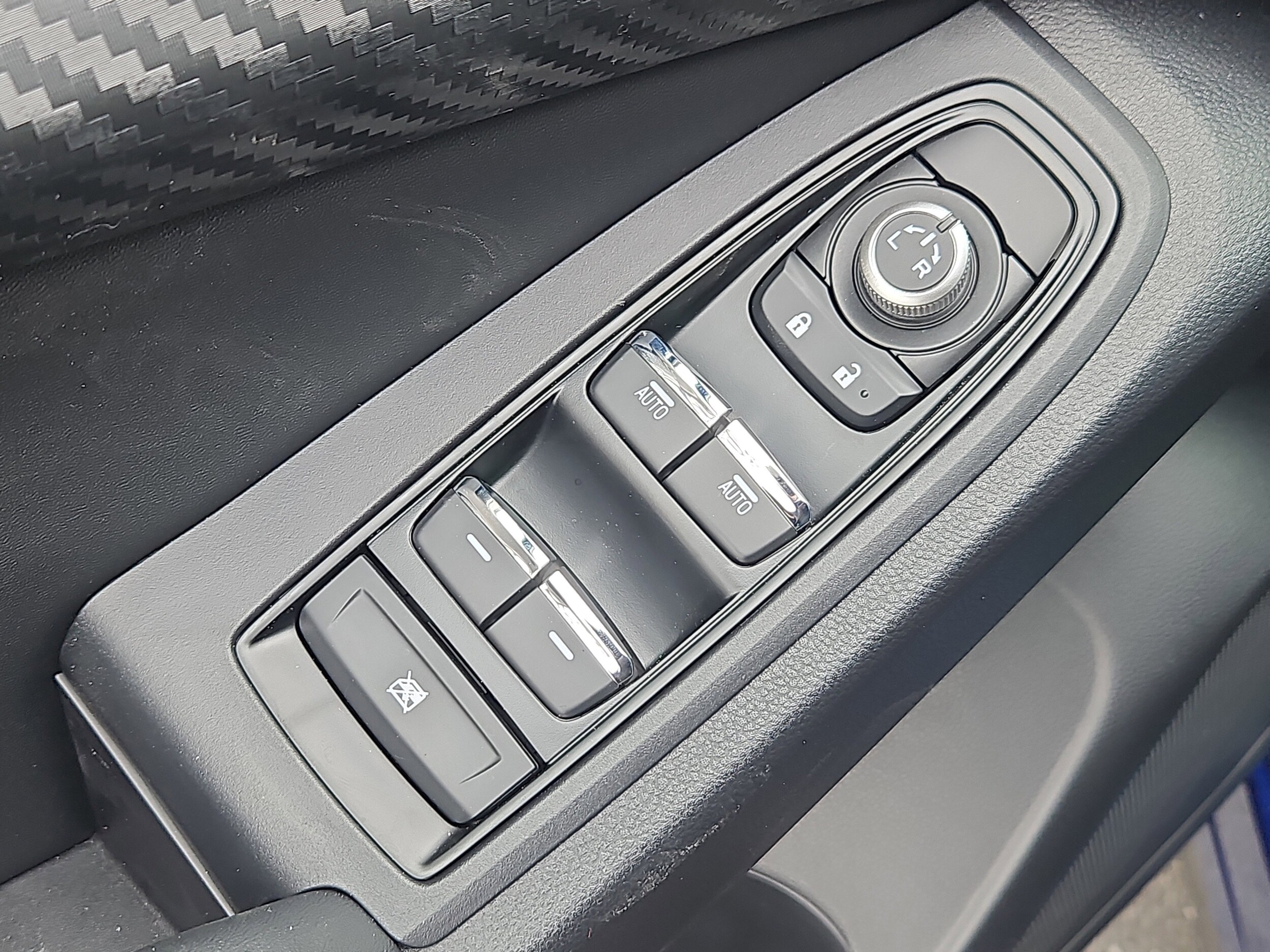 2026 Subaru Ascent Premium - Photo 12