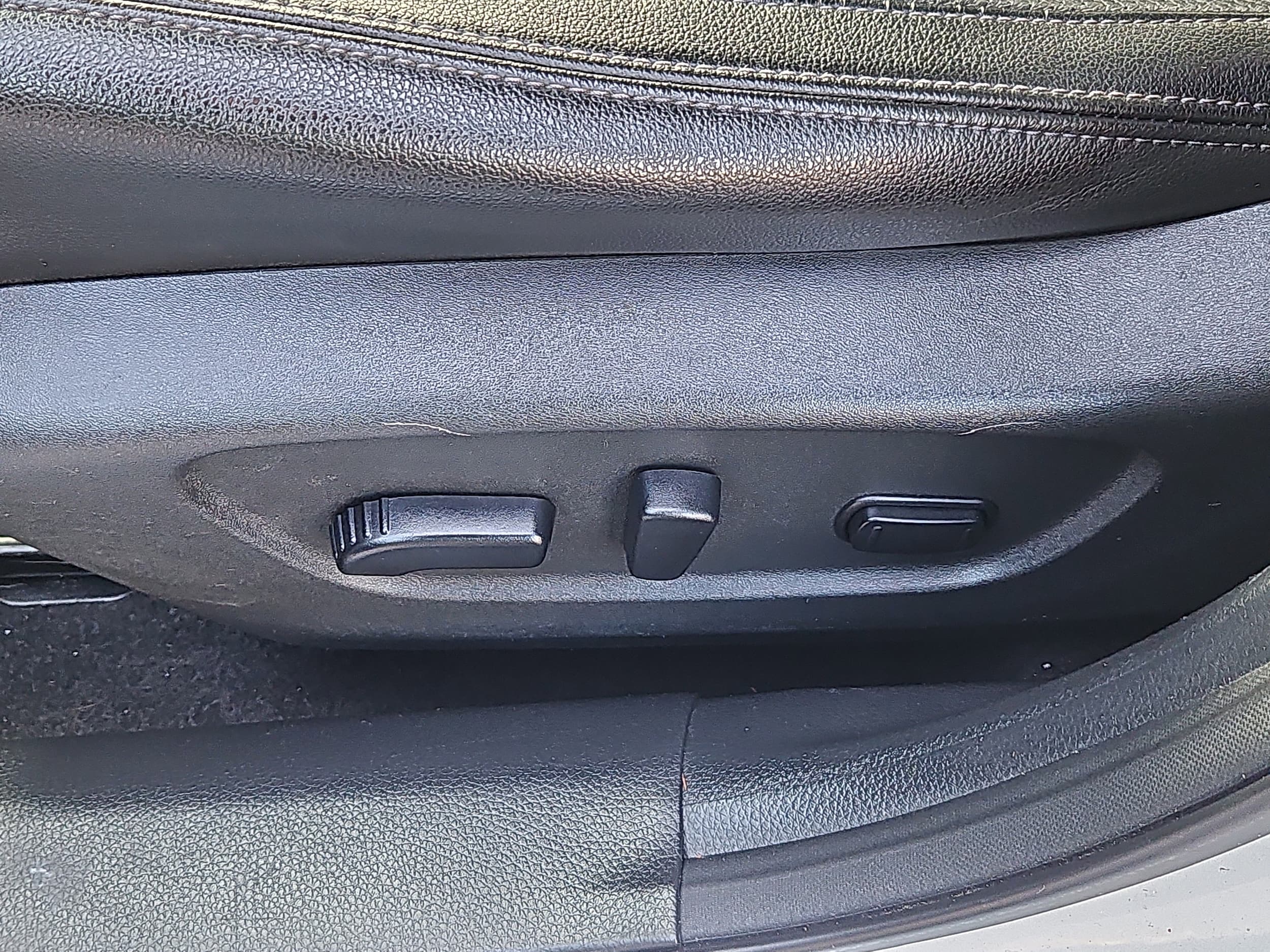 used 2019 Nissan Rogue car, priced at $13,390