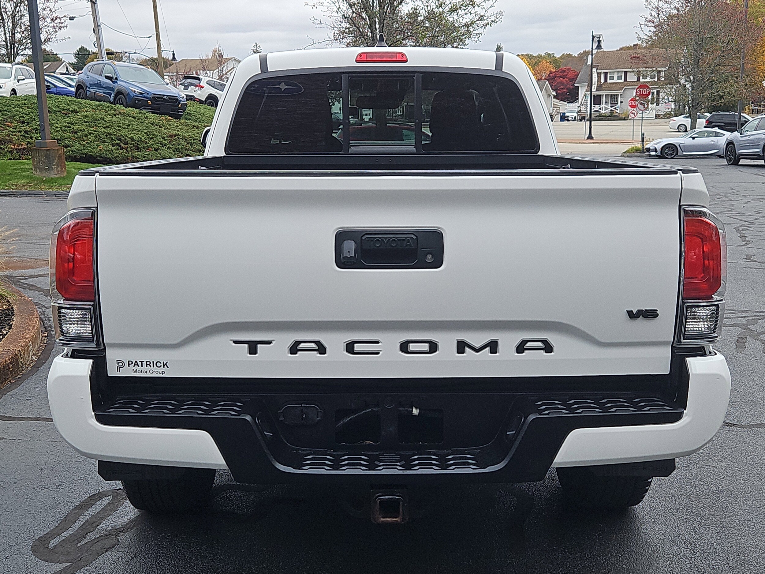 used 2022 Toyota Tacoma 4WD car, priced at $31,990