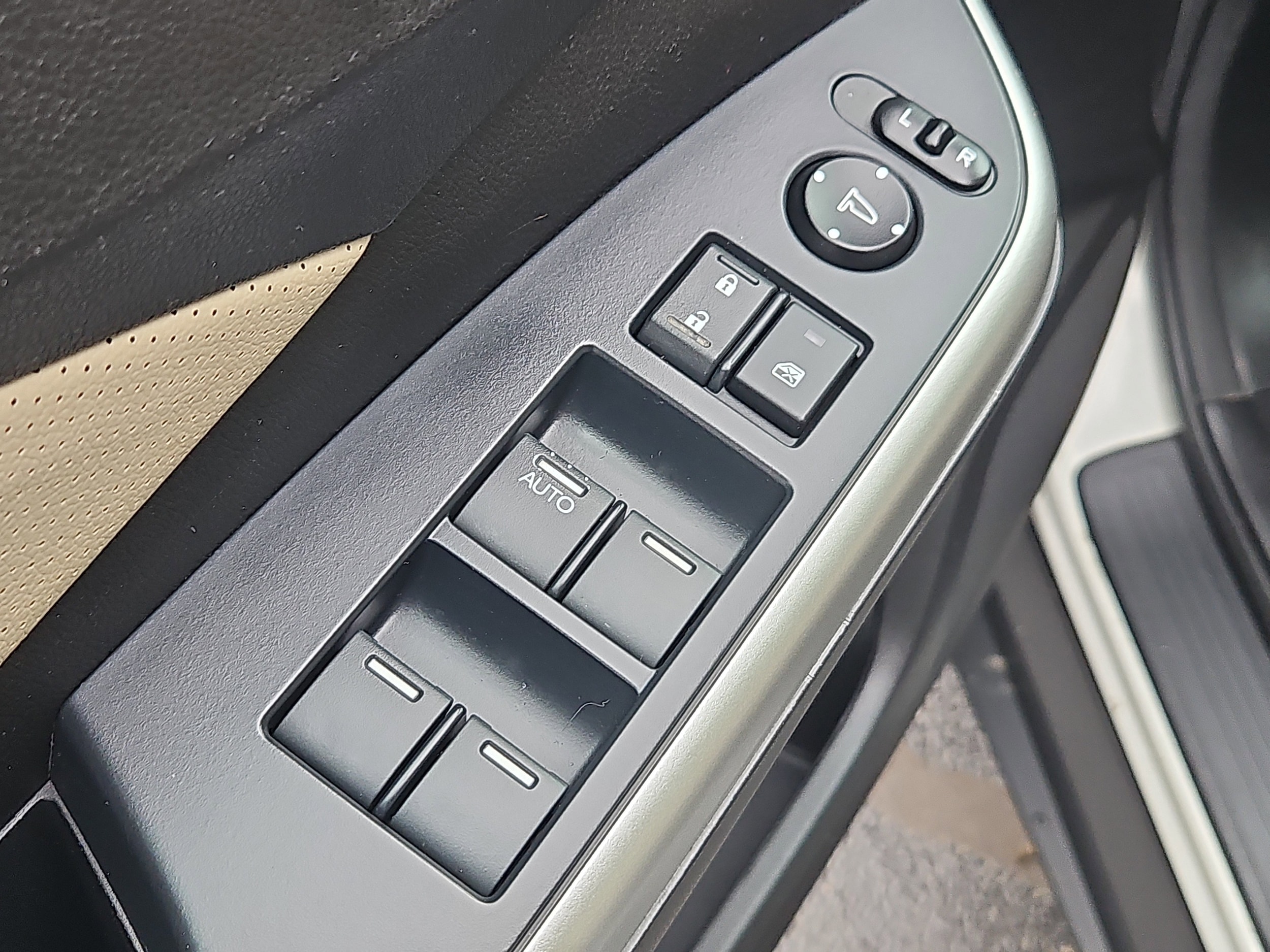 used 2015 Honda CR-V car, priced at $16,947