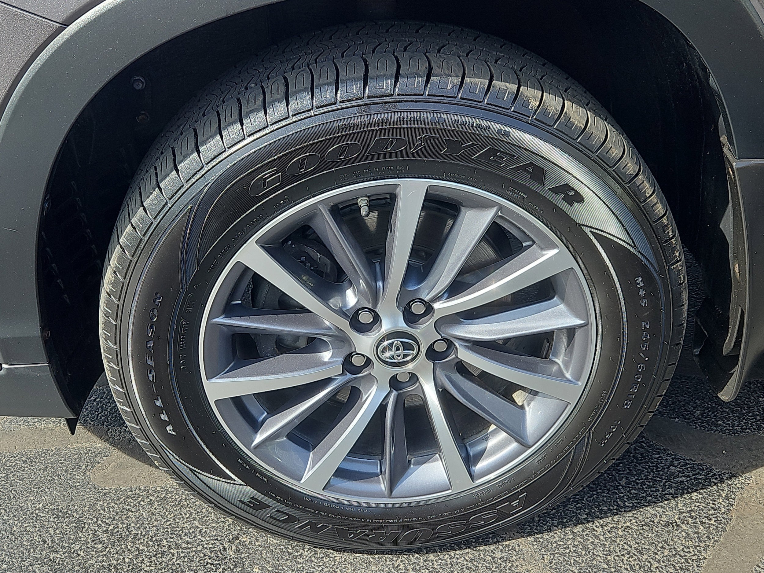 used 2017 Toyota Highlander car, priced at $20,940