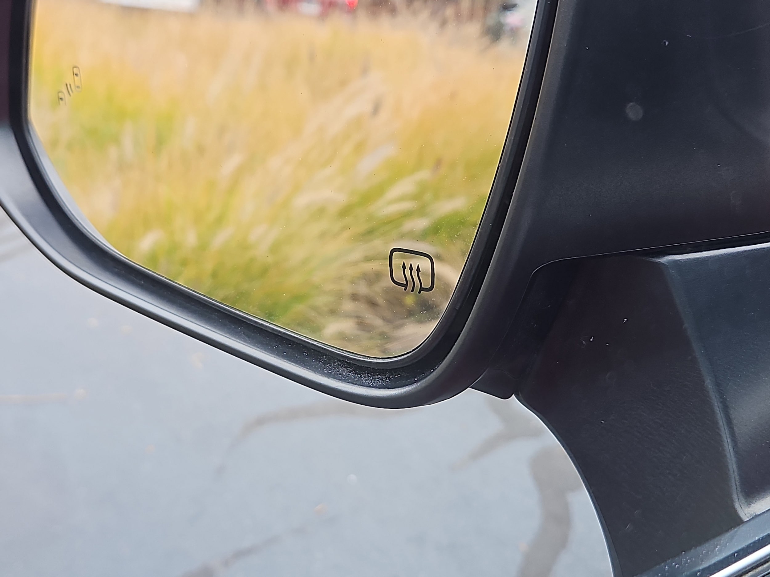 used 2020 Toyota Highlander car, priced at $26,390