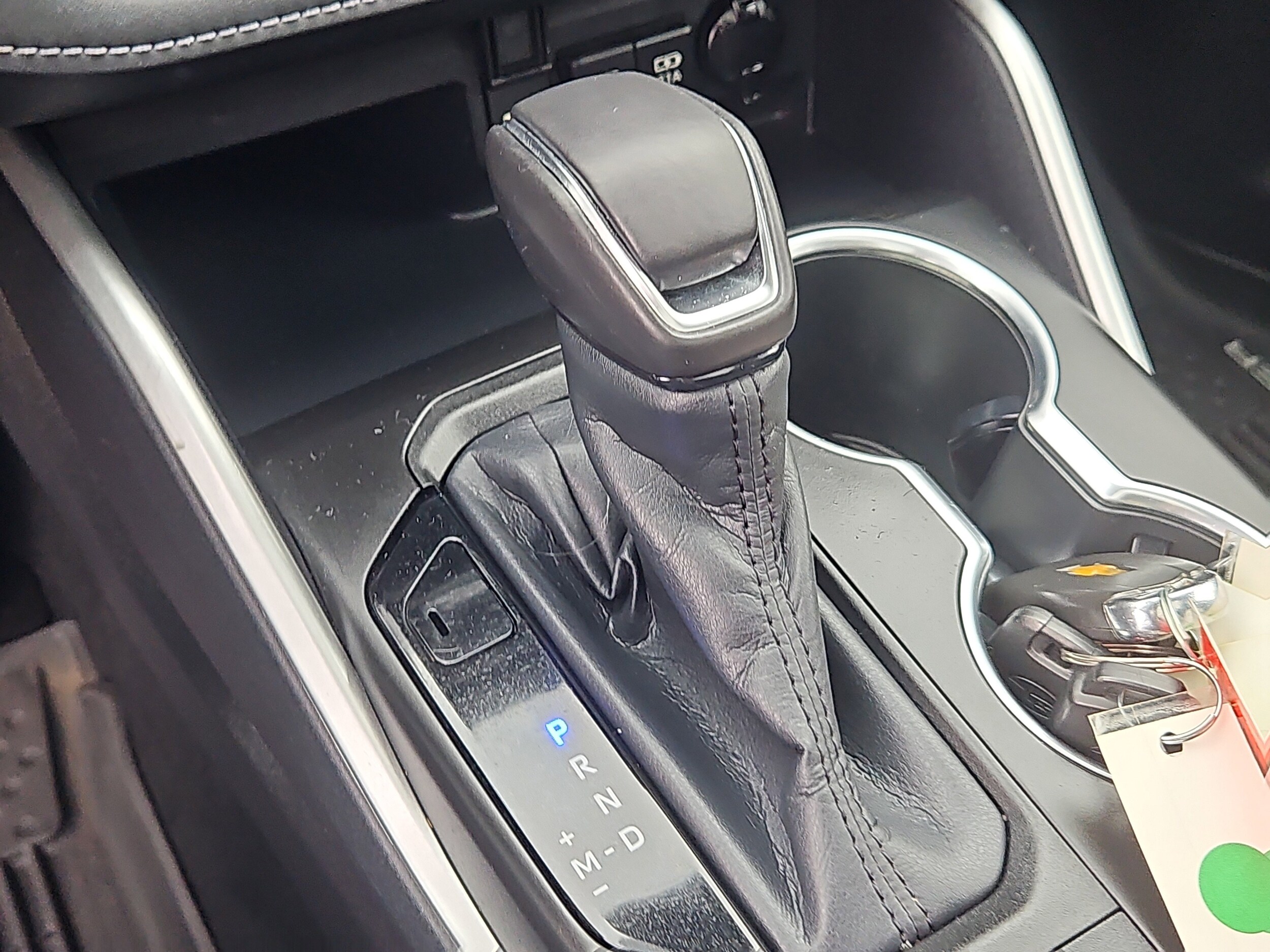 used 2020 Toyota Highlander car, priced at $26,390