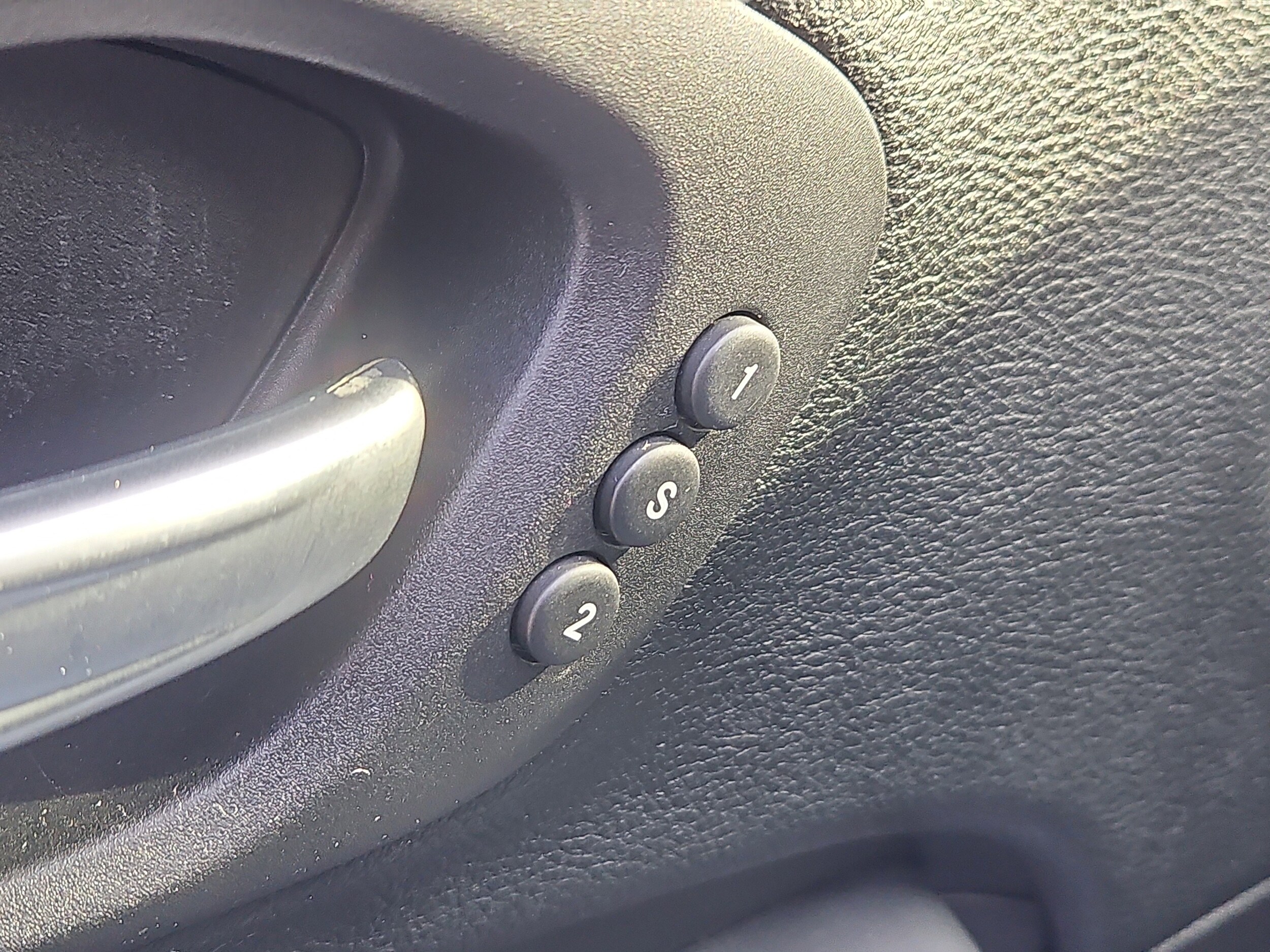 used 2018 Jeep Cherokee car, priced at $17,650