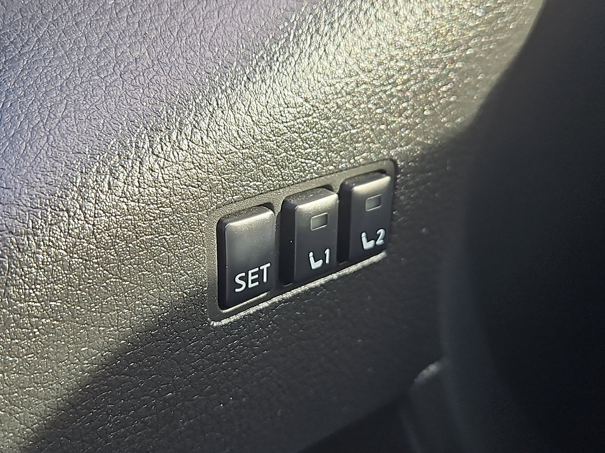 used 2019 Nissan Rogue car, priced at $13,390