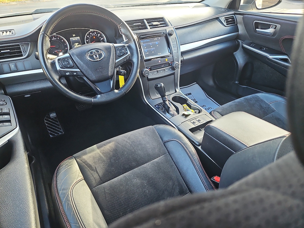 Used 2016 Toyota Camry XSE Sedan