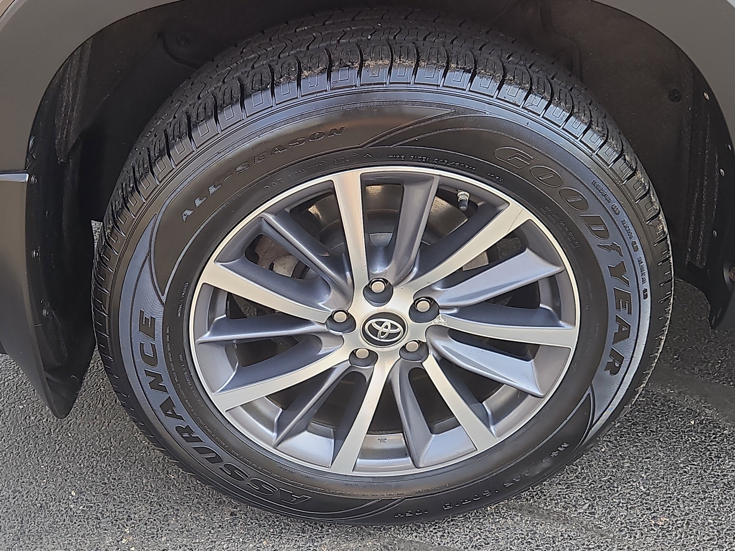 used 2017 Toyota Highlander car, priced at $20,940