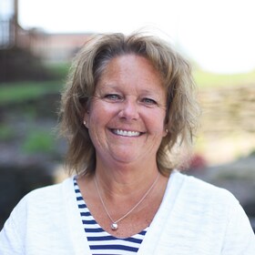 Staff member Lisa Christian from ID_c79a660cb2c3