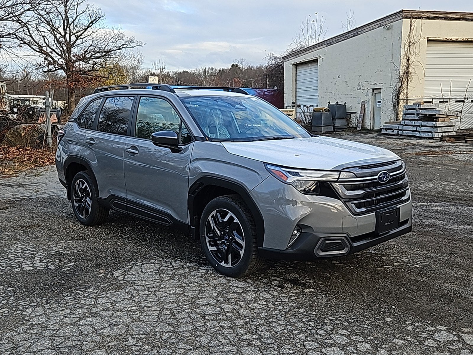 2025 Subaru Forester Limited's photo