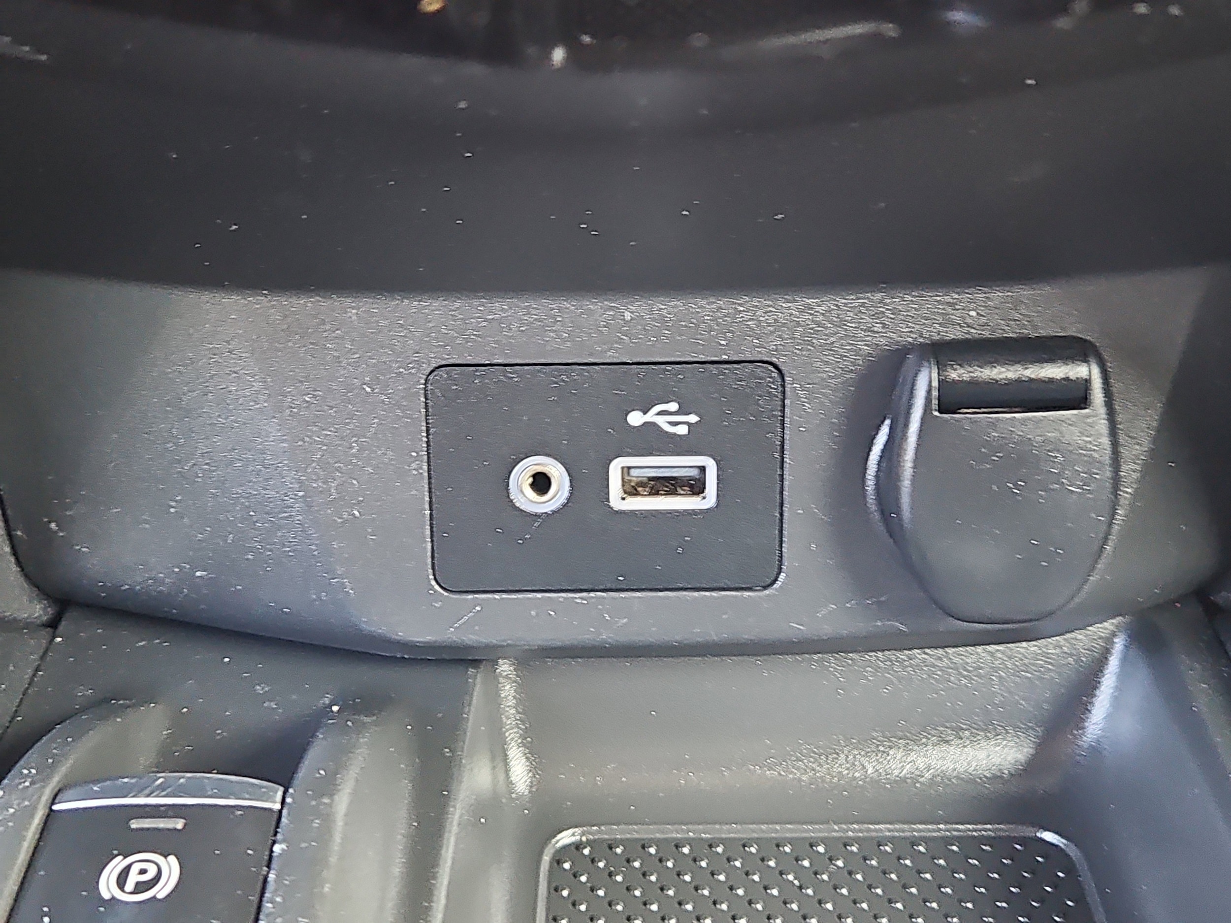 used 2019 Nissan Rogue car, priced at $13,390