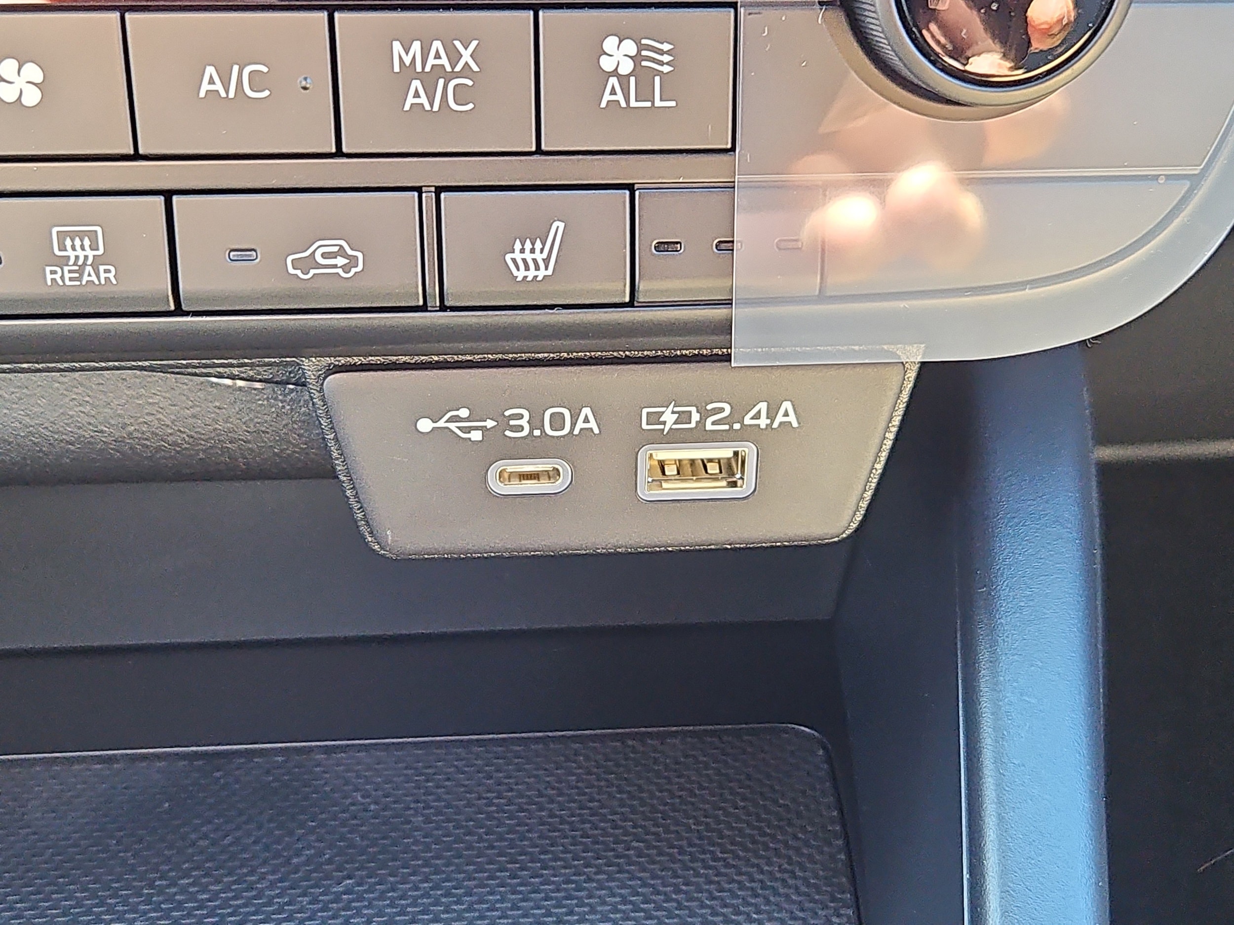 2026 Subaru Outback Premium - Photo 10